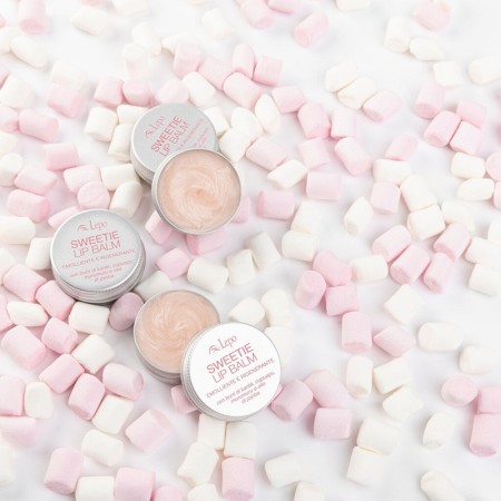 Balsam de buze sweetie cu unt de shea, cupuaçu, murumuru si ulei de jojoba - 15 ml