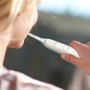 Sonicare Diamond Clean 9000 White - Cepillo de dientes eléctrico sónico con aplicación - HX9913/03