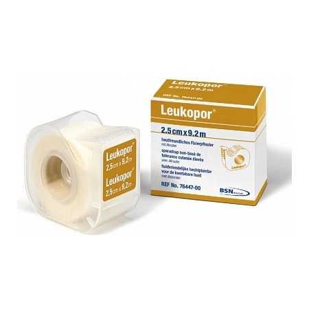 Plasture Leukopor 9,2 mx 1,25 cm în dozator nețesut pentru piele sensibilă