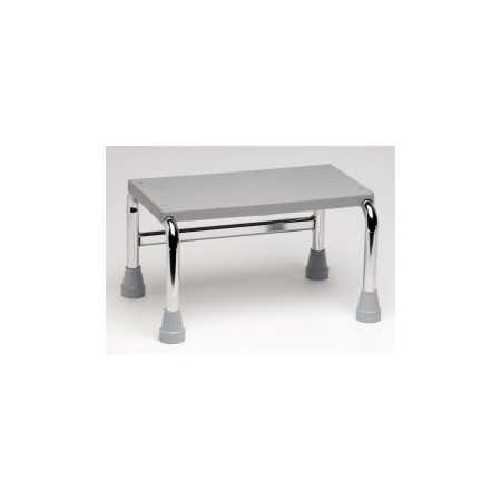 Single step ladder in chromed steel for medical beds