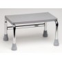 Single step ladder in chromed steel for medical beds