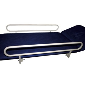 Fold-down side rails for Fisiotech loungers