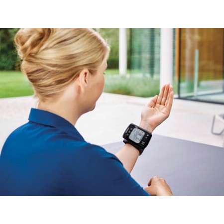 Omron rs7 intelli it hem-6232t-e polsbloeddrukmeter