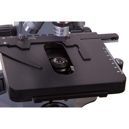 Microscopio monocular levenhuk 700m