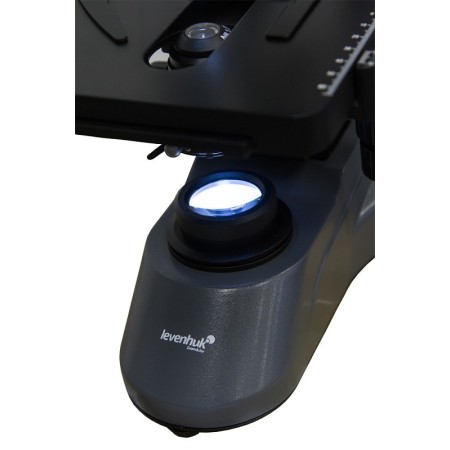 Microscopio trinoculare levenhuk 740t