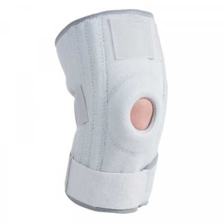 Knee brace with flexible splints and ring with patellar hole