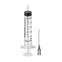 Seringa b.braun omnifix 5 ml com conector luer central e agulha 22gx30mm - 100 unidades.