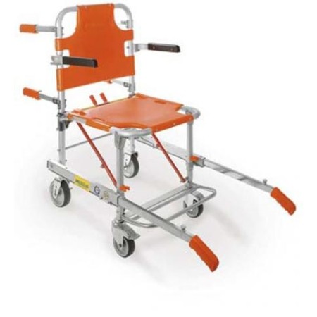 Maya 653 - sedan kŘeslo se 4 koleČky, podnoŽkami a podruČkami