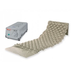 Anti-decubitus kit with bubble mattress and compressor