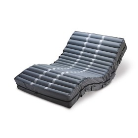 Air mattress with interchangeable elements complete with blanket