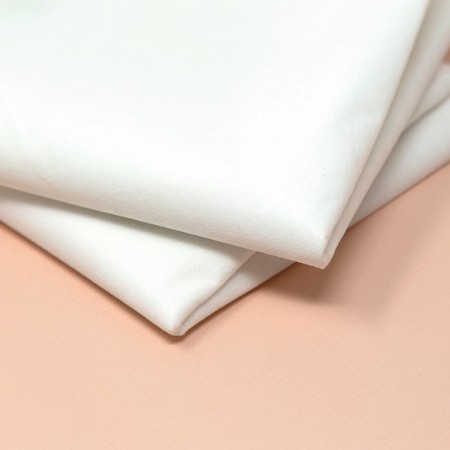 Feuille de non-tissé blanc jetable 240 x 140 - 10 pcs.