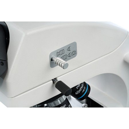 Microscopio trinoculare levenhuk med 45t