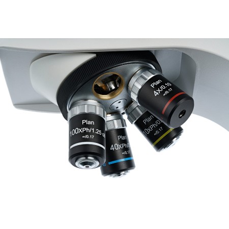 Microscopio trinoculare levenhuk med 45t