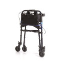 Fällbar rollator med 2 svängbara hjul och 2 fasta hjul med broms