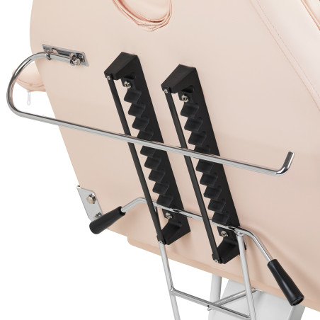 Cadeira de estética Basic 202 com tabuleiros cor-de-rosa